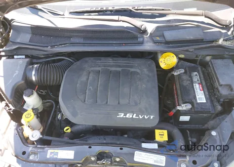 2016 Dodge Grand Caravan R/T z USA, uszkodzony, nr VIN 2C4RDGEG6GR249428